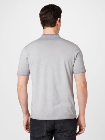 DRYKORN T-shirt 'Louis' i grå