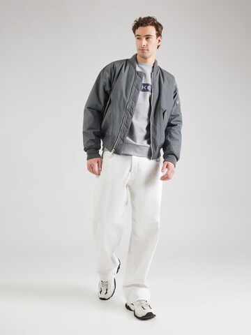Hackett London Sweatshirt 'ESSENTIAL' in Grey