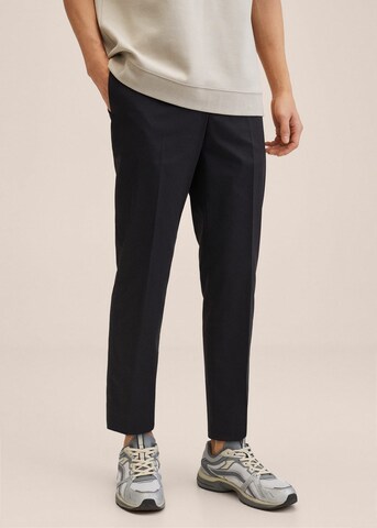 MANGO MAN Slim fit Pleated Pants 'Cool' in Black: front