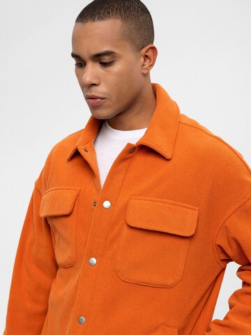 Antioch Демисезонная куртка в Оранжевый