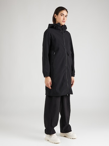 Krakatau Raincoat in Black