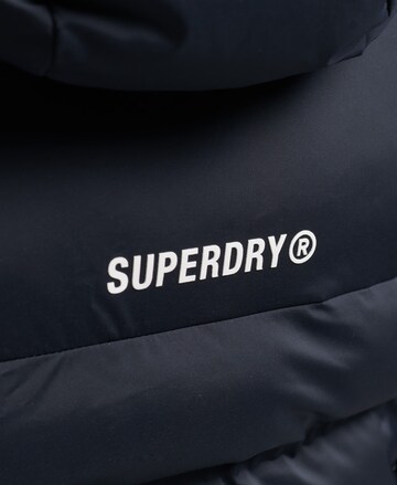 Superdry Зимняя куртка в Синий