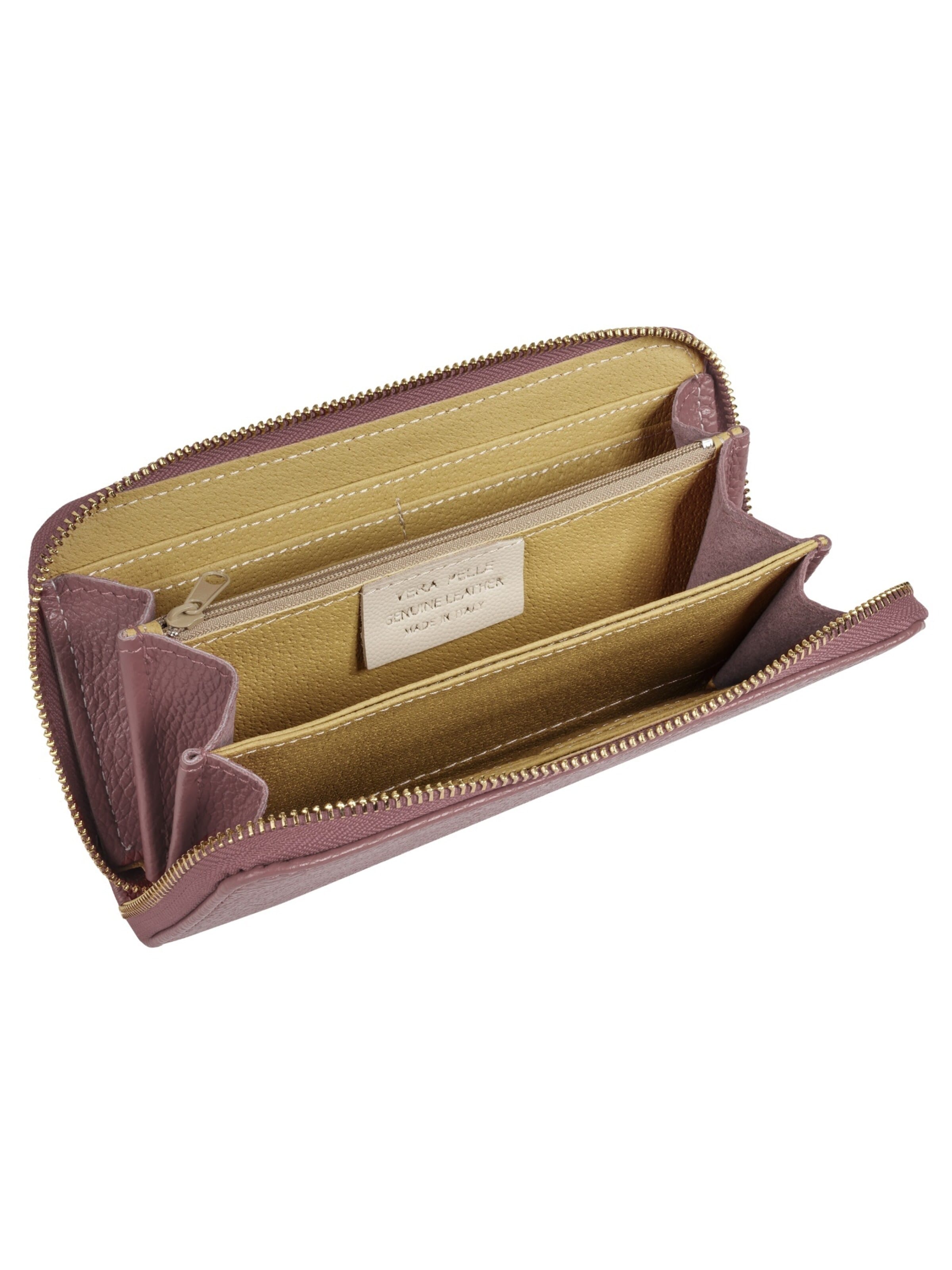 Cluty Wallet in Pink