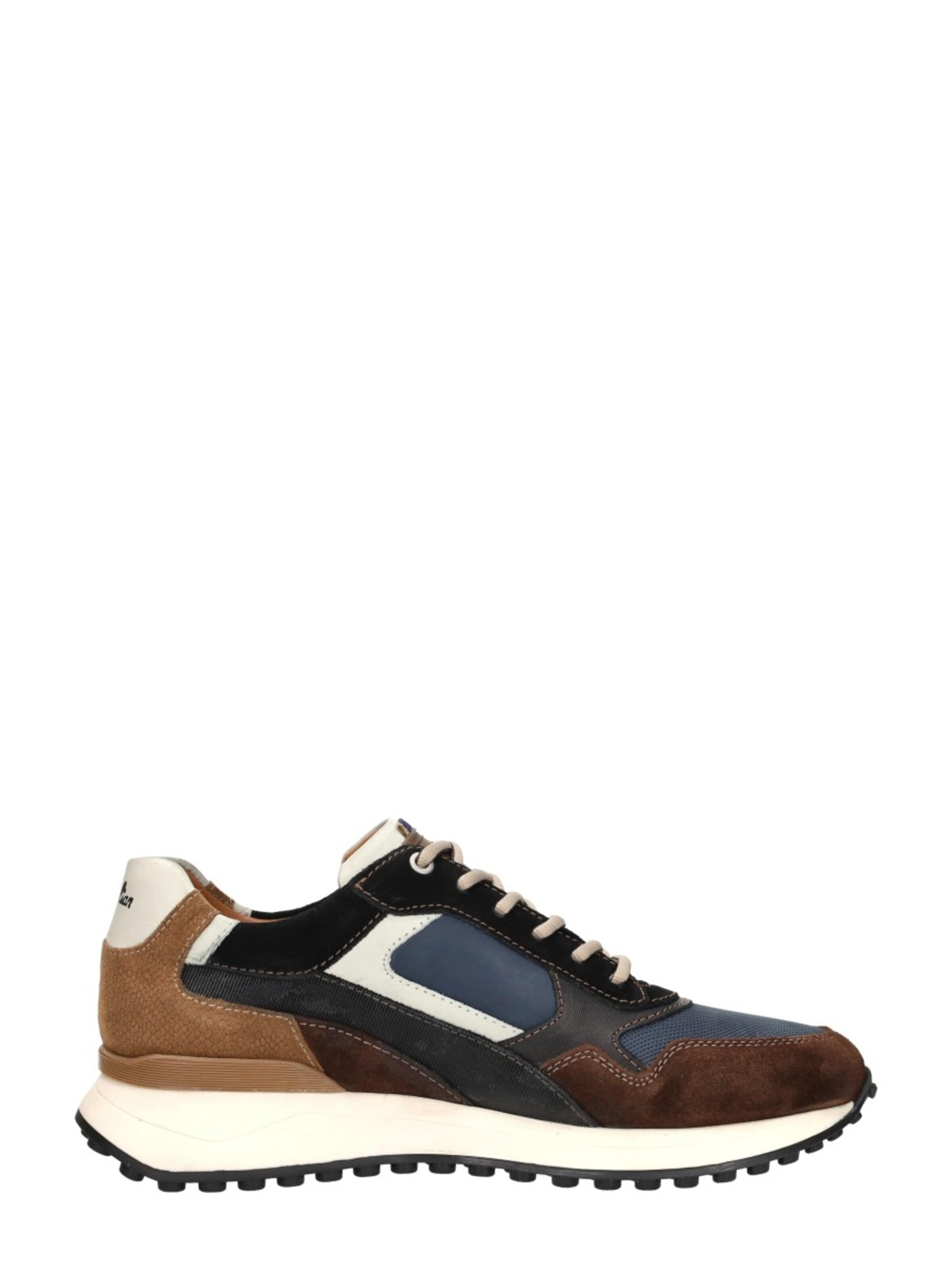 Australian Platform trainers 'Yamato' in Brown