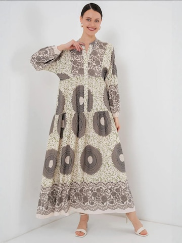 Bigdart Dress in Beige: front