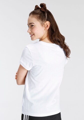 ADIDAS SPORTSWEAR Λειτουργικό μπλουζάκι 'Essentials Big Logo ' σε λευκό