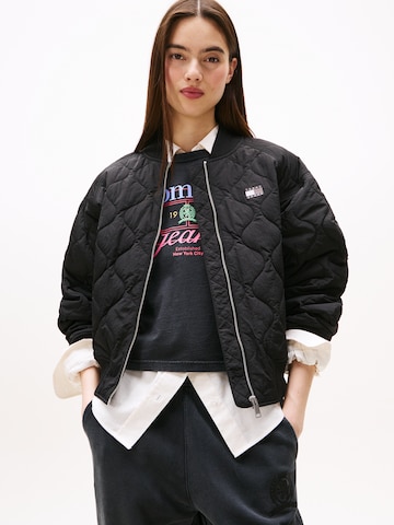 Tommy Jeans - Chaqueta de entretiempo en negro: frente