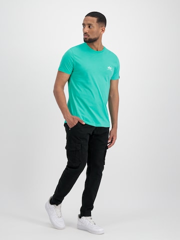 ALPHA INDUSTRIES Regular fit T-shirt i grön