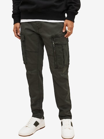 Next Slim fit Cargo Pants in Green: front