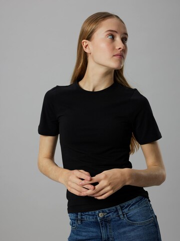 LMTD Bluser & t-shirts 'NLFBovas' i sort: forside