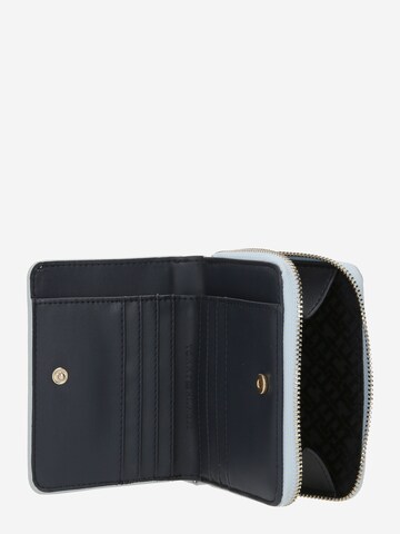 TOMMY HILFIGER Wallet in Blue