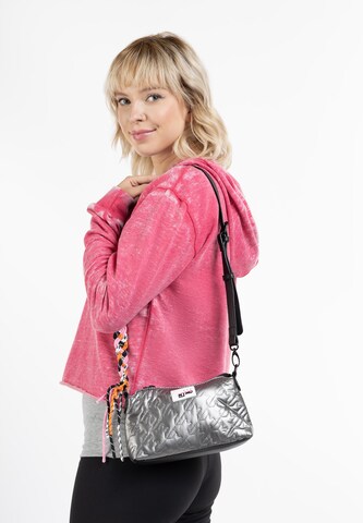 myMo ATHLSR Schultertasche in Silber