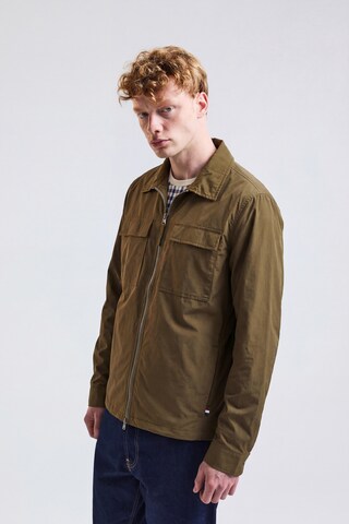 Aquascutum Active Between-Season Jacket in Green
