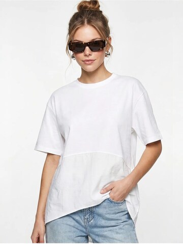 Maglietta 'T-Shirts' di Bianco Lucci in bianco