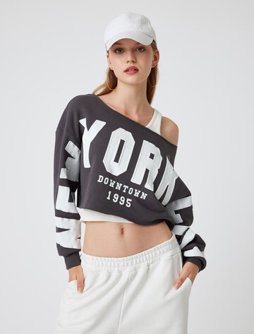 Koton Sweatshirt in Grau: Vorderseite