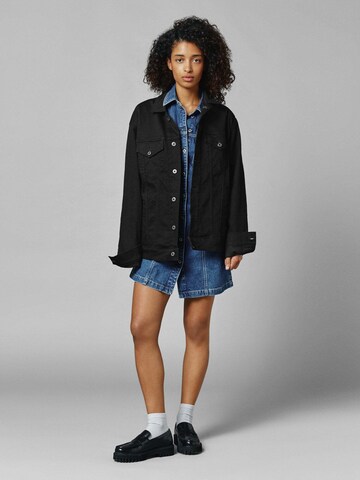 Pepe Jeans Between-Season Jacket in Black