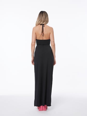 Robe d’été 'Rieke' ABOUT YOU x Alina Eremia en noir