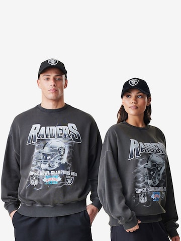 NEW ERASweater majica 'NFL LASRAI' - siva boja: prednji dio