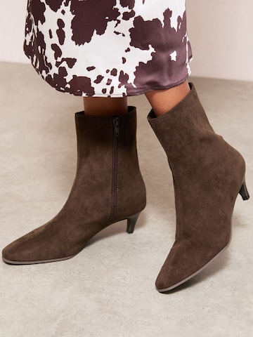 Friends Like These - Botim em castanho