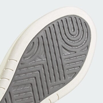 Baskets basses 'Court 24' ADIDAS ORIGINALS en blanc