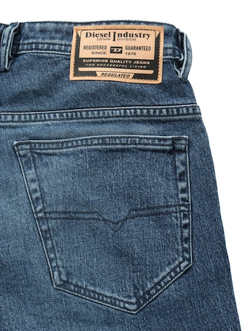 Slimfit Jeans 'THOMMER-R R07XR' di DIESEL in blu