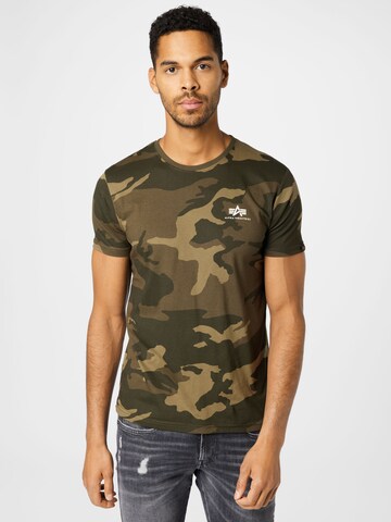 Coupe regular T-Shirt ALPHA INDUSTRIES en vert : devant