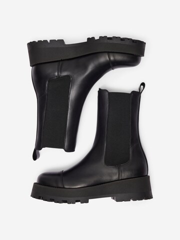 Chelsea Boots 'CORA' SELECTED FEMME en noir