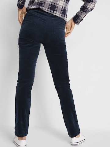 Slimfit Pantaloni di bonprix in blu
