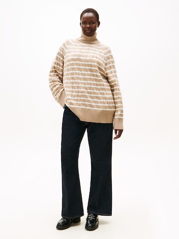 Pull-over Tommy Hilfiger Curve en beige