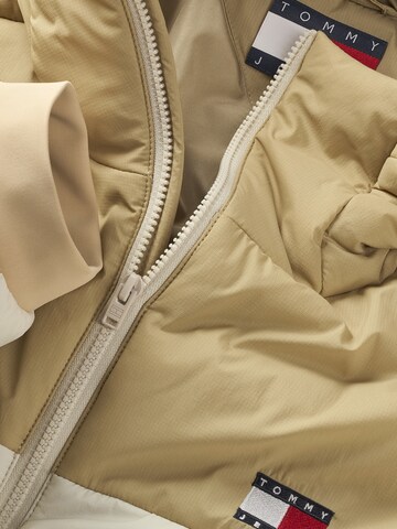 Tommy Jeans Jacke in Beige