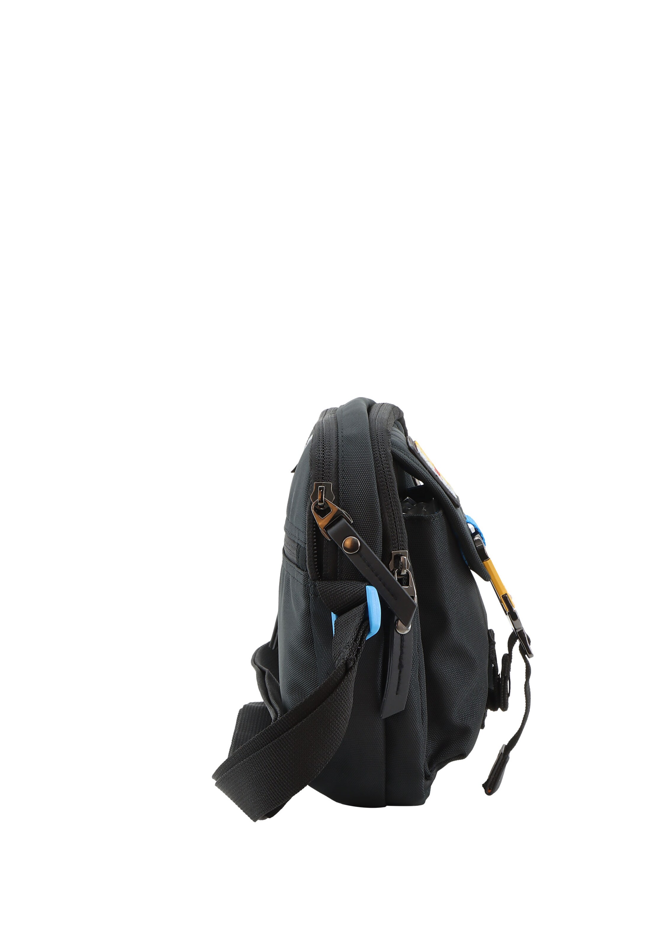 Discovery Shoulder Bag in Black