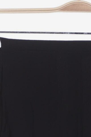 & Other Stories Shorts in S in Black