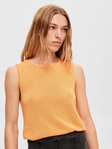 SELECTED FEMME Knitted Top in Orange
