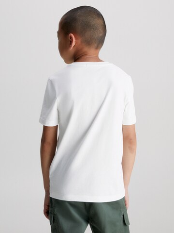 T-Shirt Calvin Klein Jeans en blanc