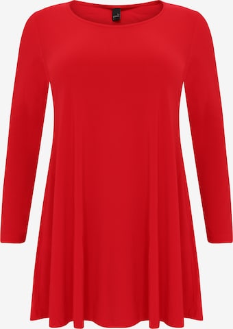 Yoek Shirt in Rood: voorkant