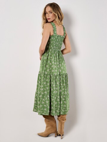 Apricot Dress ' ' in Green
