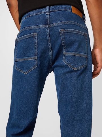 BURTON MENSWEAR LONDON Tapered Jeans in Blau