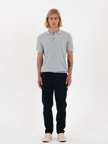 Tricou 'Racket' de la NOWADAYS pe gri