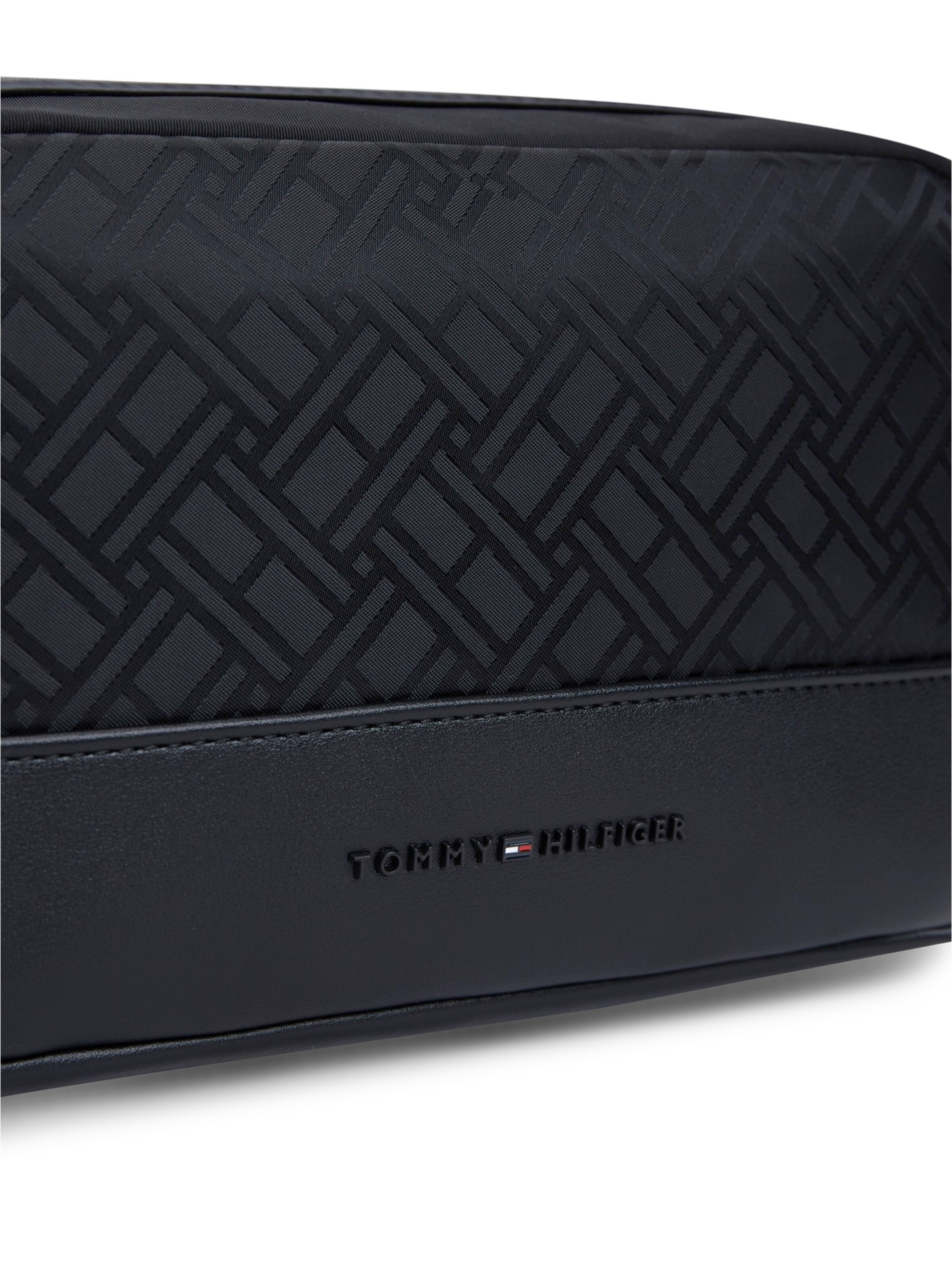 TOMMY HILFIGER Toiletry bag in Black