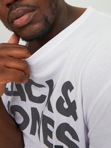 Jack & Jones Plus - Camiseta 'JJECORP' en blanco