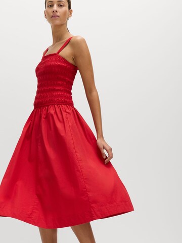Robe Marks & Spencer en rouge