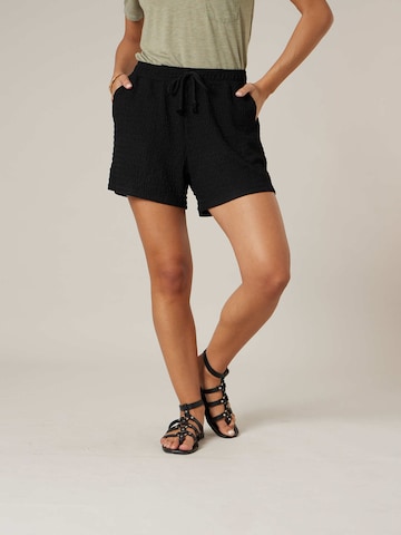 Deeluxe Regular Broek 'Kaissy' in Zwart: voorkant