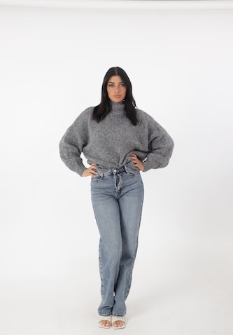 Elara Pullover in Grau