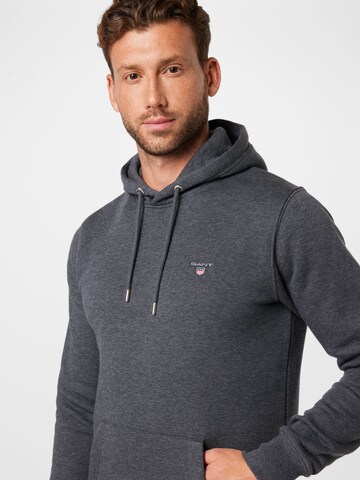 GANT - Sweatshirt em cinzento