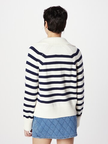 Abercrombie & Fitch Sweater 'AVERY' in White