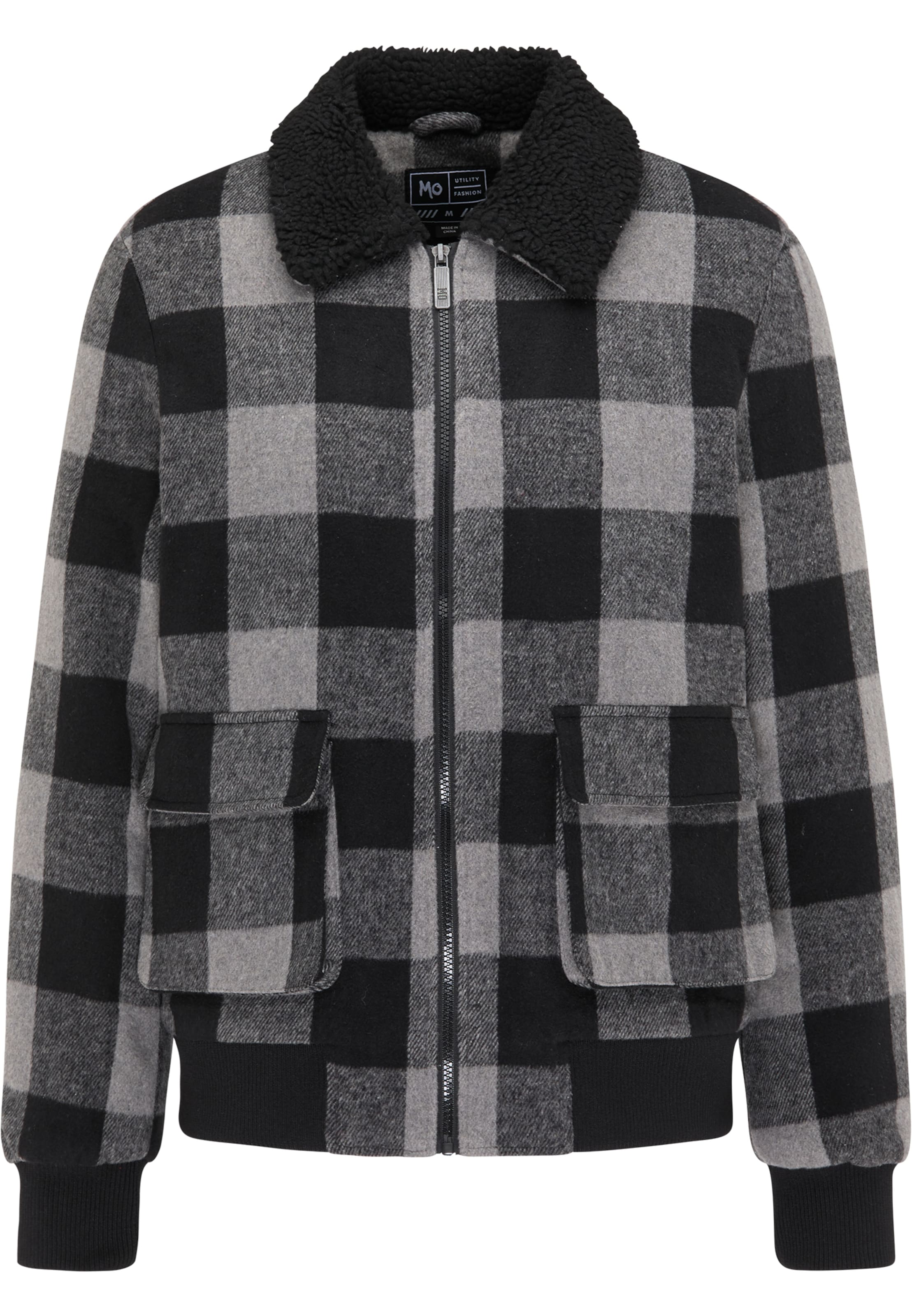 MO Jacke in Schwarz: Vorderseite