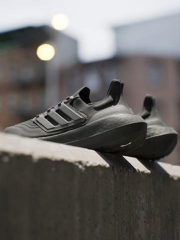 Chaussure de course 'Ultraboost Light' ADIDAS PERFORMANCE en noir