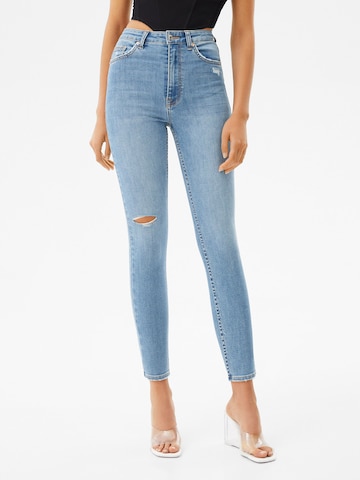 Skinny Jean Bershka en bleu : devant