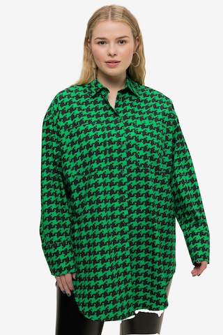 Studio Untold Blouse in Groen: voorkant