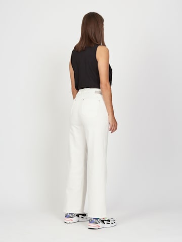 Regular Jean '94carlotte ' Gang en blanc